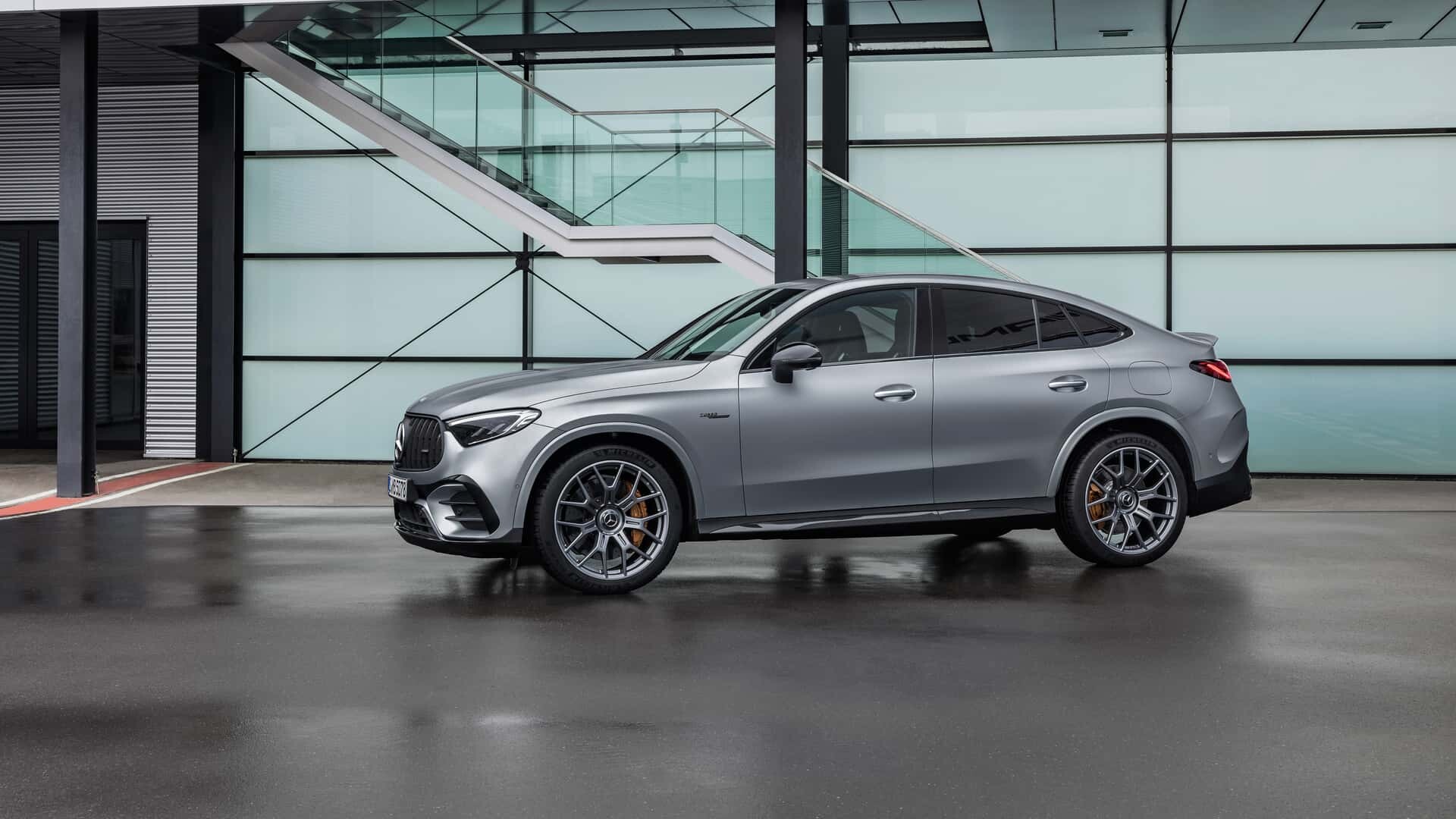 The new Mercedes-AMG GLC63 S Coupe: an elegant body and a hybrid explosion  of power