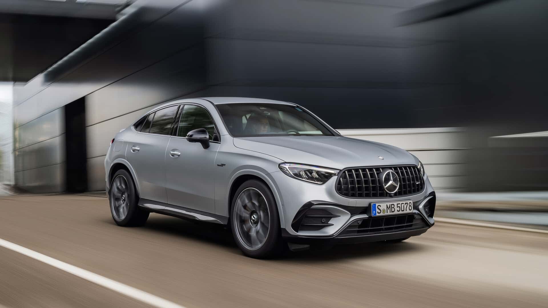 The new Mercedes-AMG GLC63 S Coupe: an elegant body and a hybrid explosion  of power