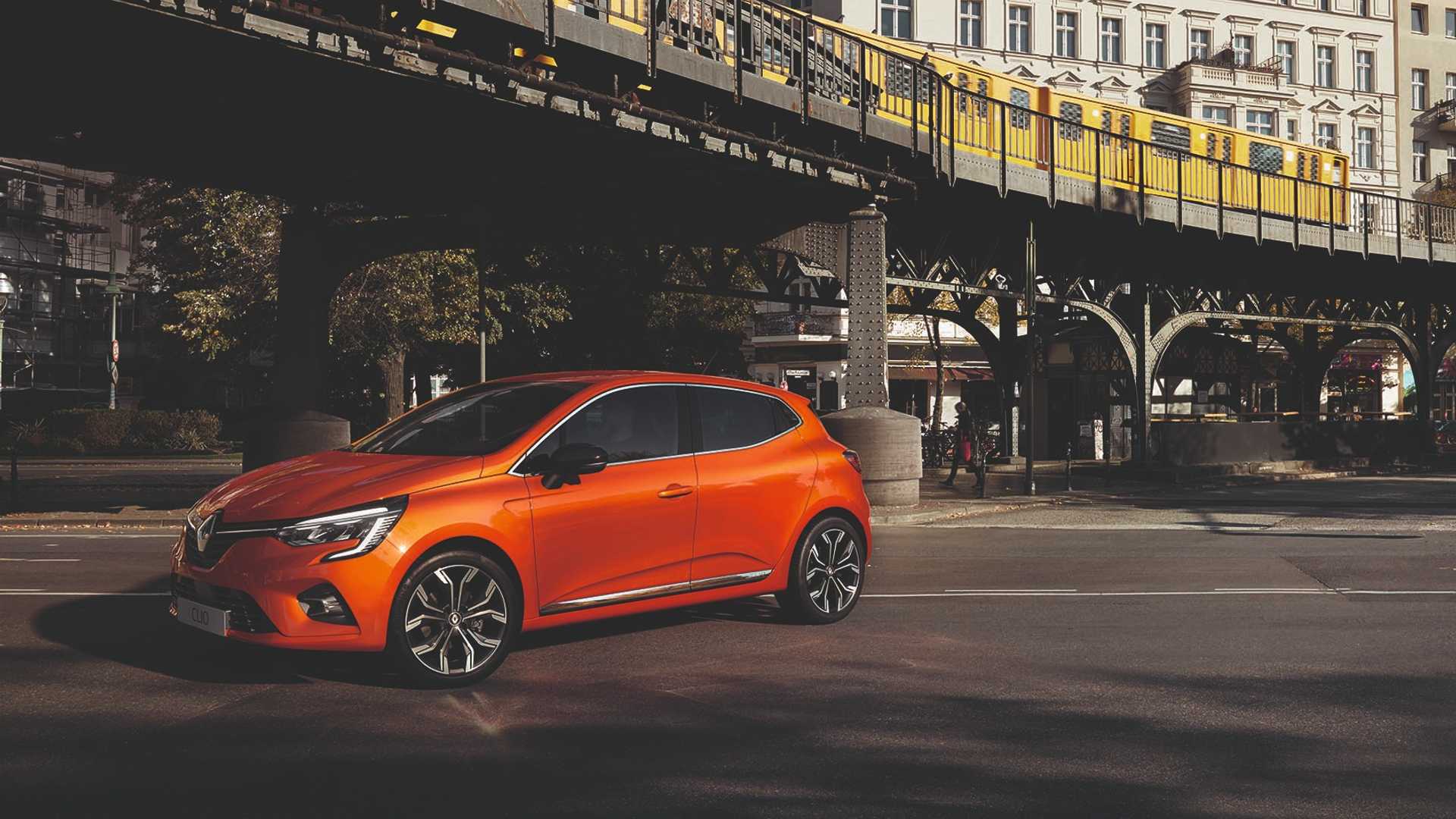 New Renault Clio: the standard-setting versatile city car ushers in a new  style - Site media global de Renault