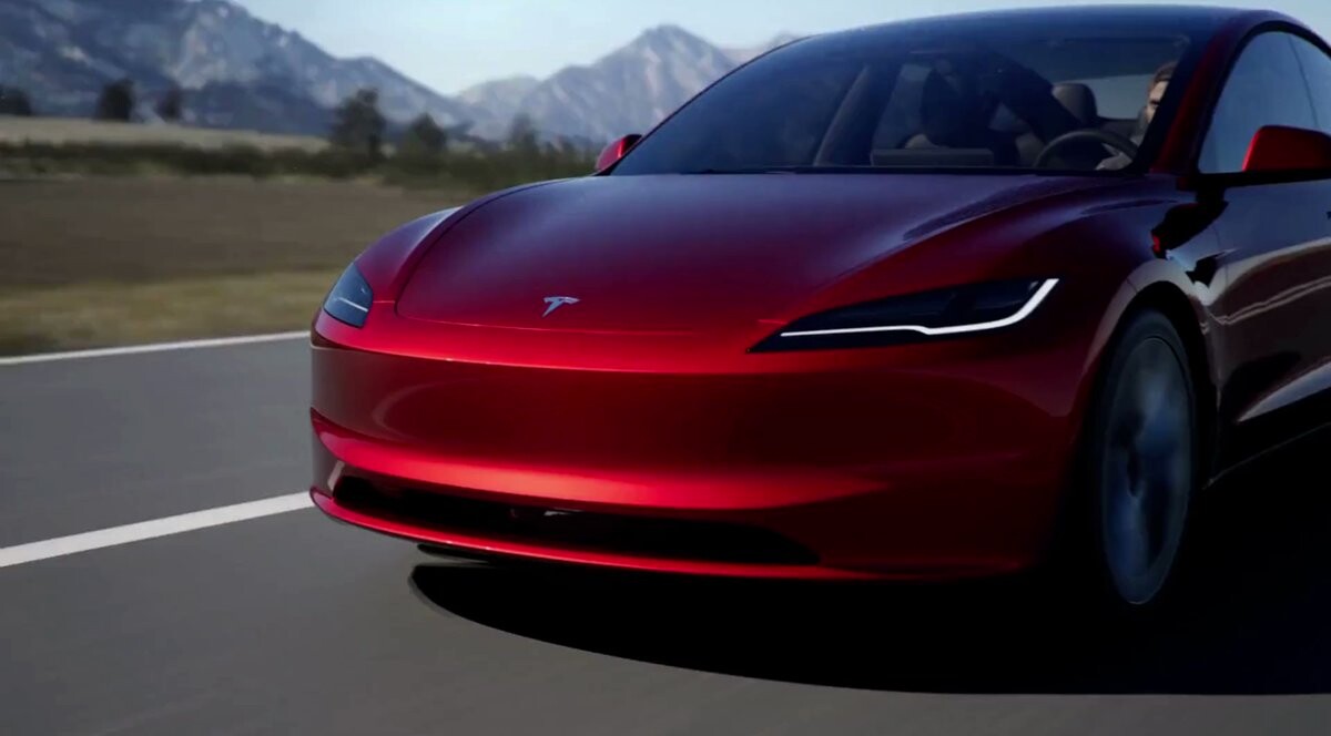 Red New 2024 Tesla Model 3 RWD Electric Car at Rs 120000/piece in