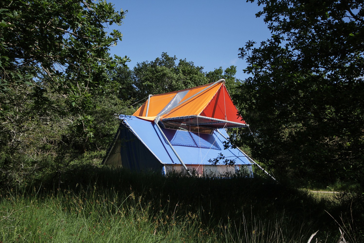 Superpausée, la macro-tenda da campeggio per avere tutti i comfort