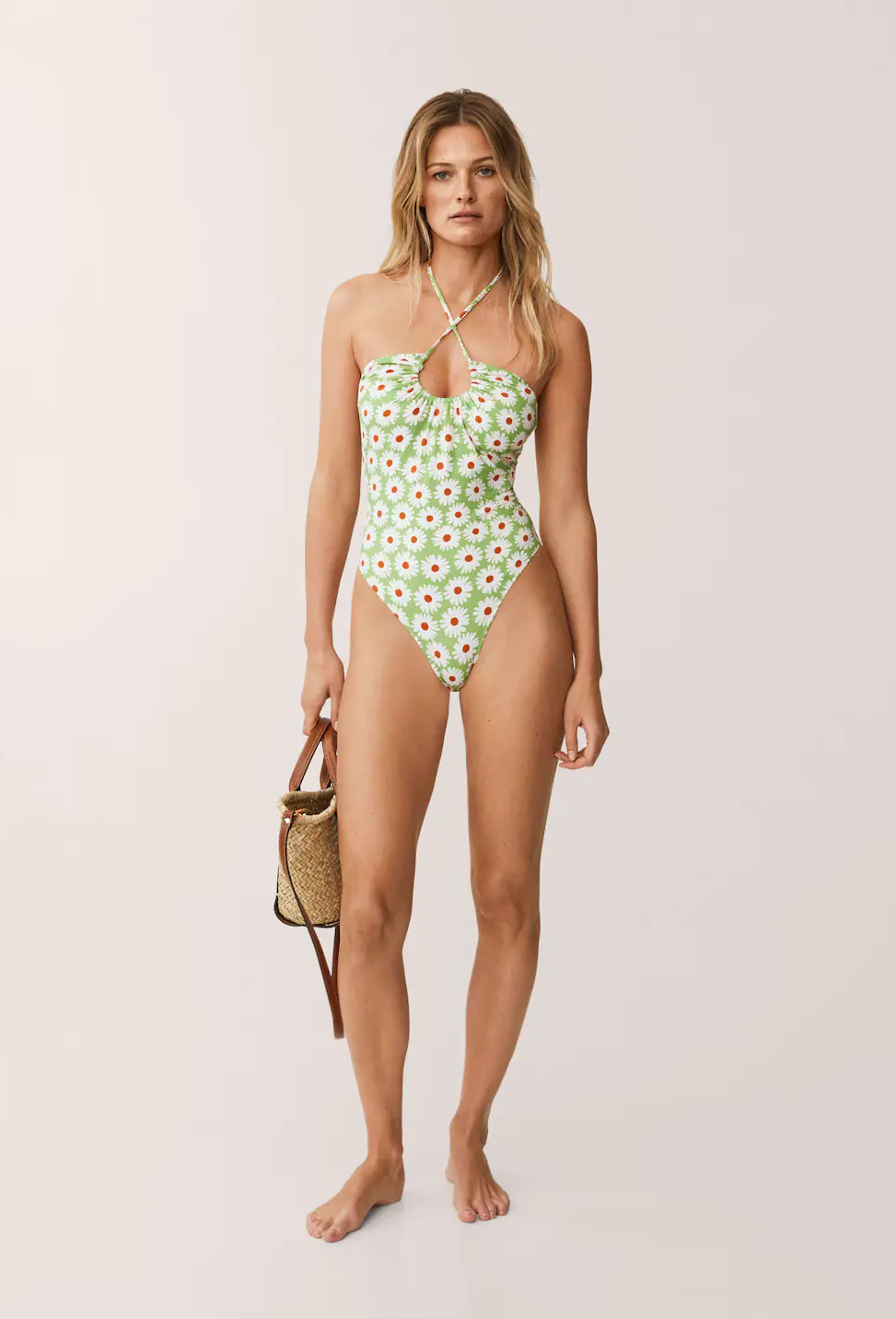 Swimwear for summer 2022: these five irresistible trends will dominate the  beaches this year