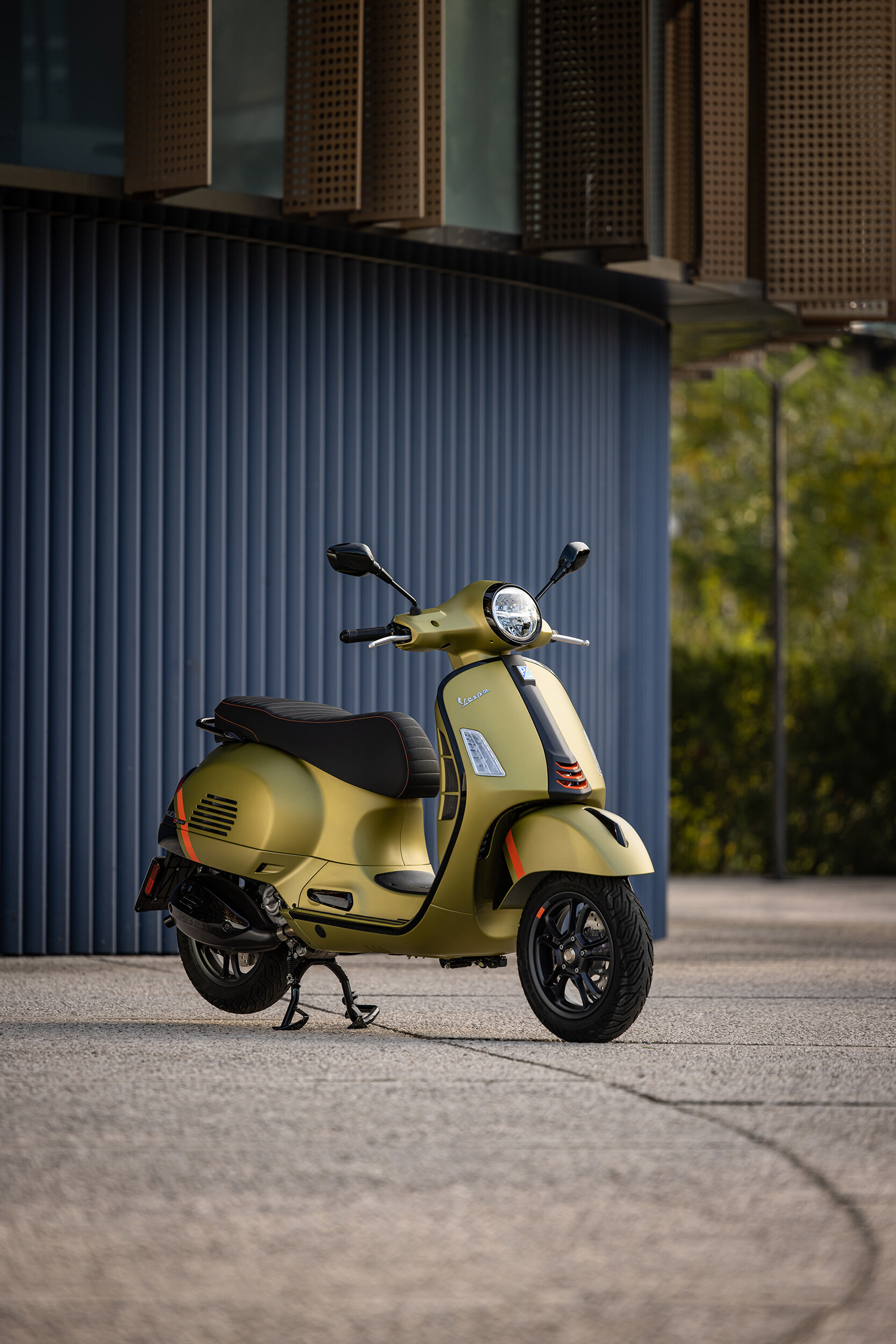 Vespa - Cruising down the street with the Vespa GTS 💥😎 #Vespa #VespaGTS