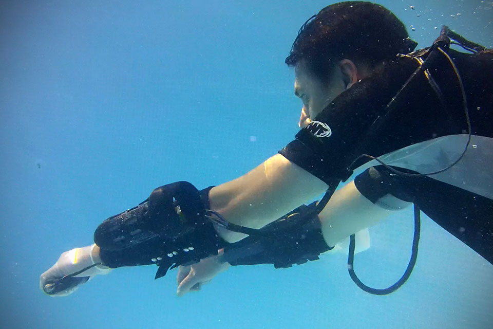 The x2 Sport Underwater Jet Pack