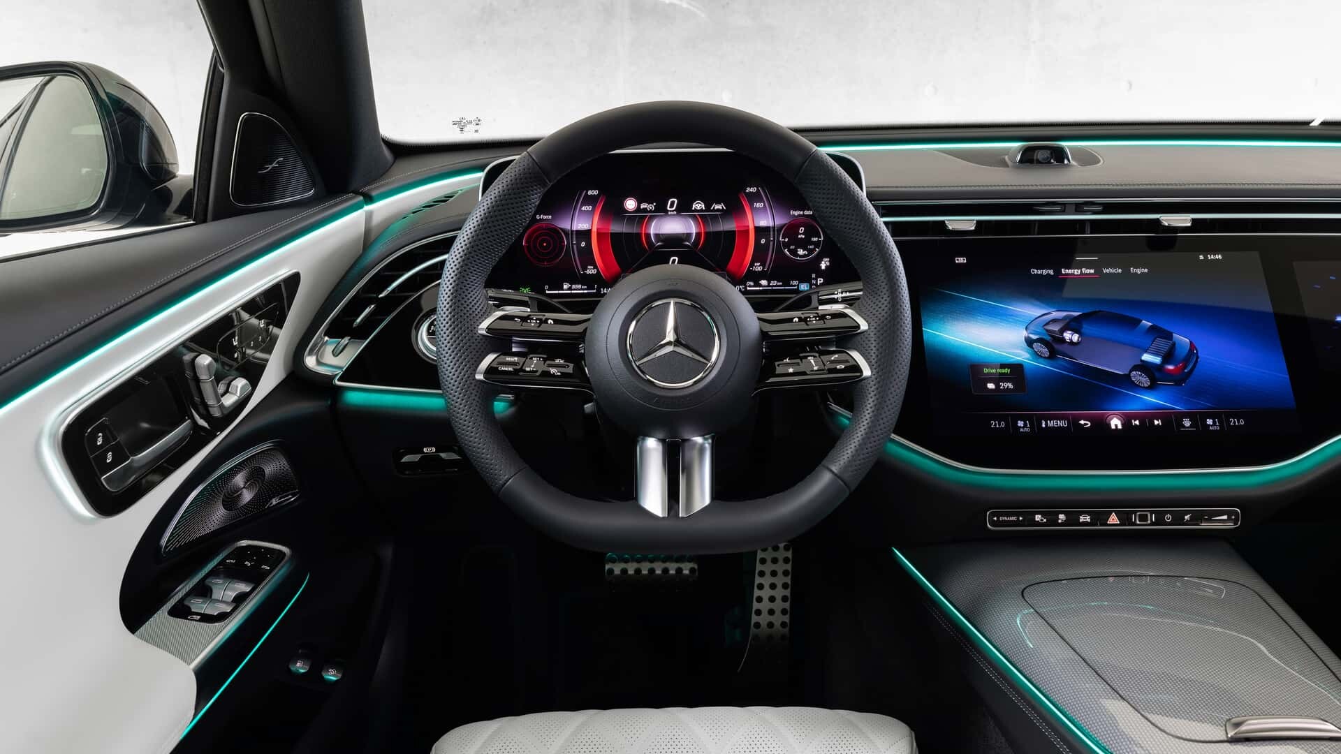 Voici le spectaculaire intérieur de la future Mercedes Classe E