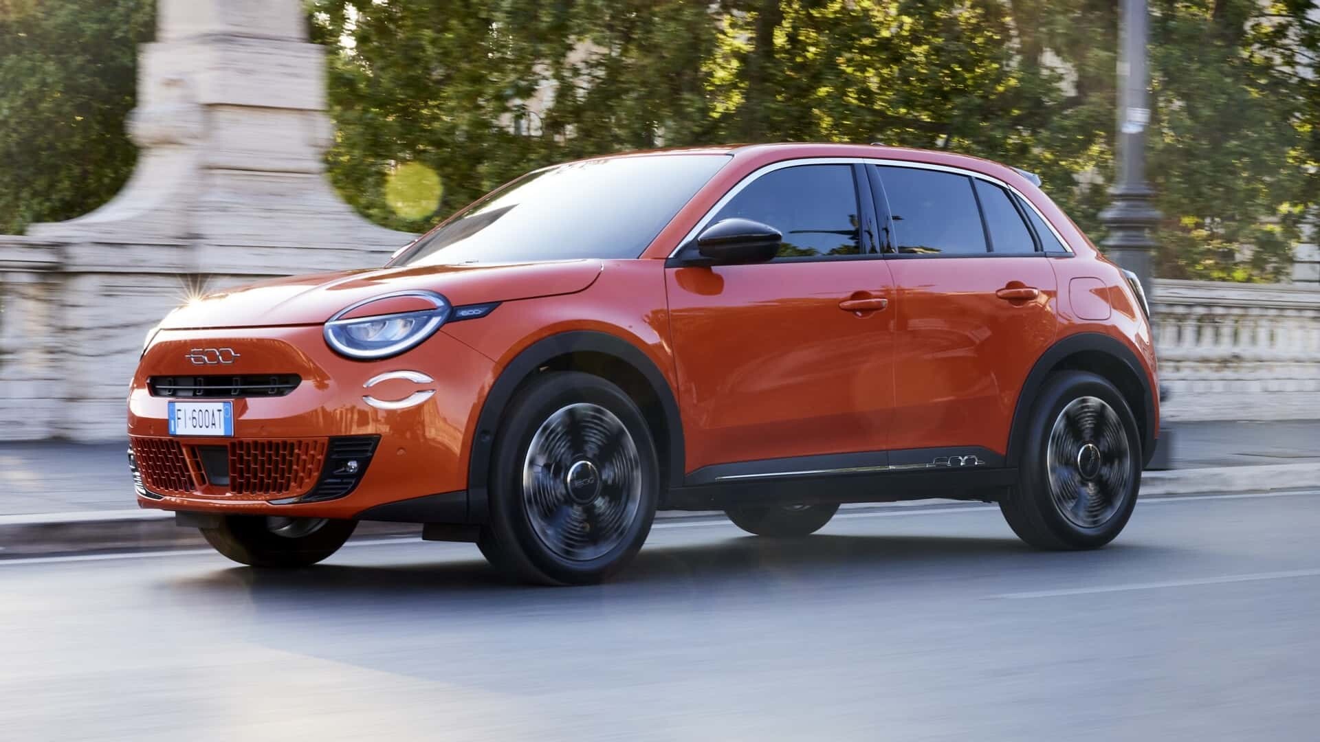 La Fiat 600 torna trasformata in crossover: la nostra prova della