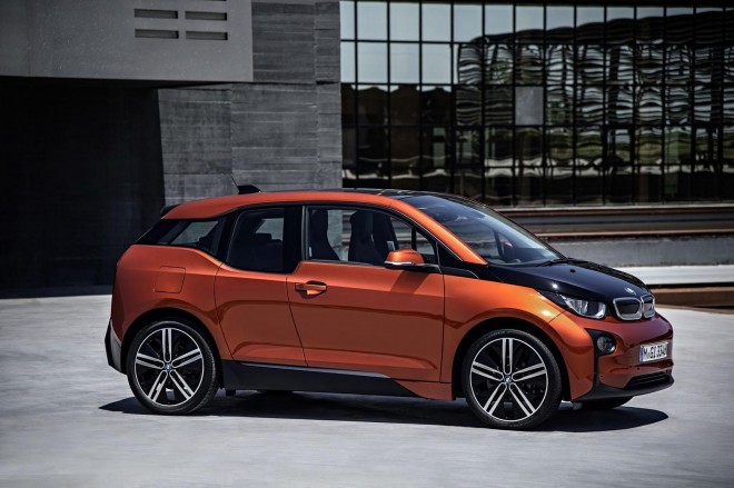 BMW i3 // Izjemno pogumen oblikovni jezik, brez omejitev in resnično futuristični design v serijskem vozilu. Vam je všeč?!