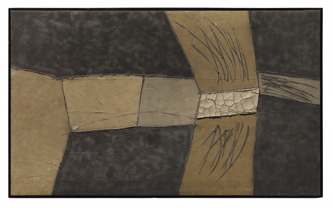 Tone Lapajne, Avion – Ristanc (Igre v najlepši pokrajini otroštva), 1992, barjanska zemlja na juti, 187 x 300 cm, Hotel Slon d. d.
(Foto: Matevž Paternoster/MGML)