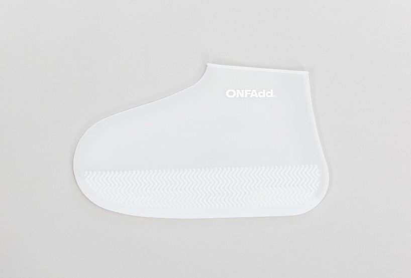 ONFAdd, transparente Regensocken aus Silikon