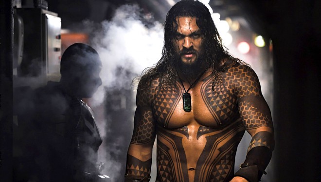 wallpapersden.com_jason-momoa-aquaman-2018-movie_2048x1152