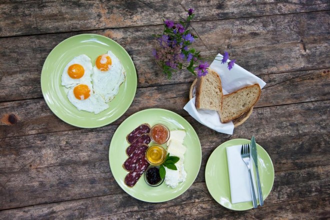 Breakfast to order awaits you at Forest Camping Mozirje. (Photo: Booking.com)
