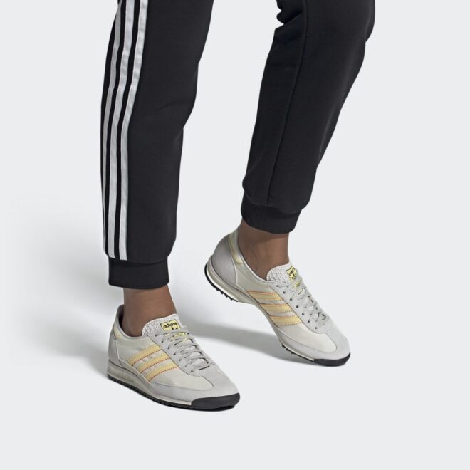 Adidas SL 72