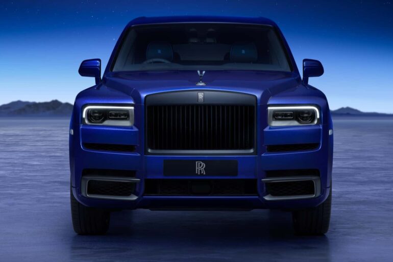 Rolls-Royce Cullinan Black Badge Blue Shadow