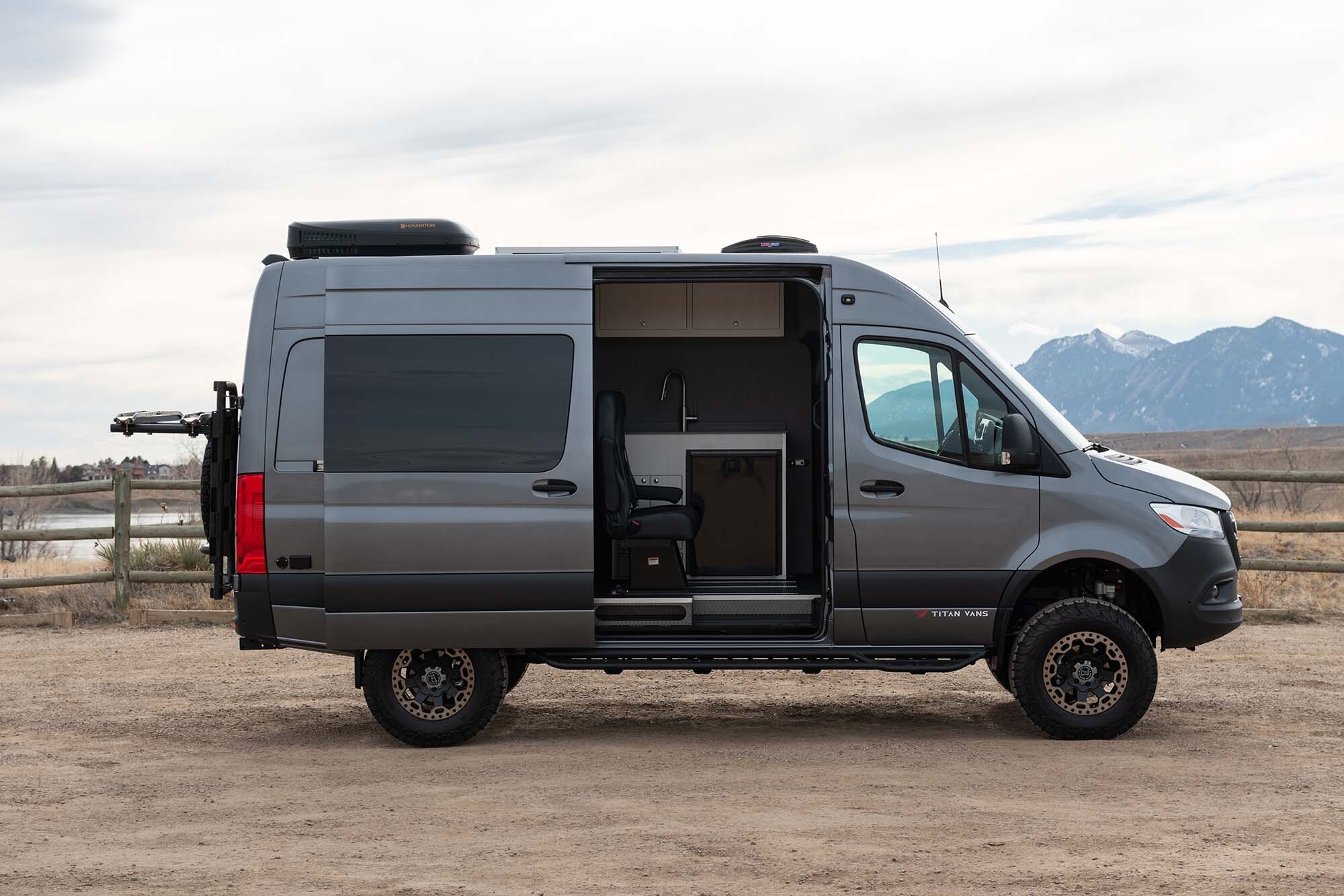 Sprinter-Inspired LEGO Camper Van Is a Luxurious Home on Wheels