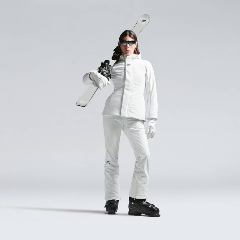Balenciaga 滑雪服系列