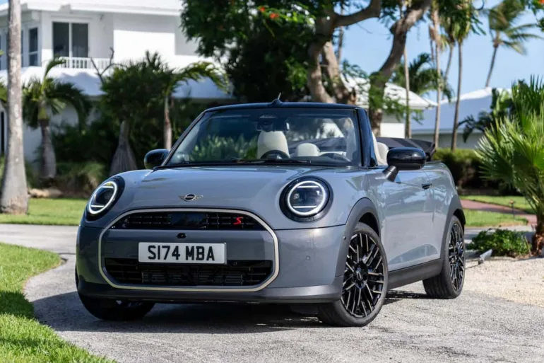 Mini Cooper Cabriolet