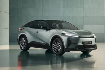 Toyota C-HR+