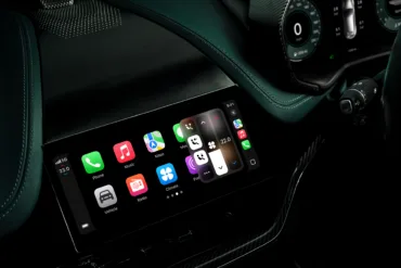 Apple CarPlay Ultra