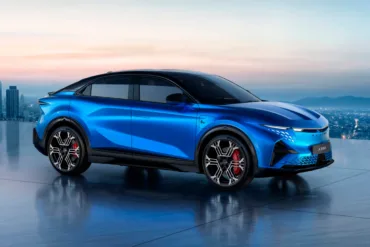 Alpine A390