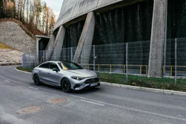 Mercedes-Benz CLA 220